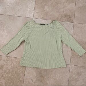 Women’s sweater top